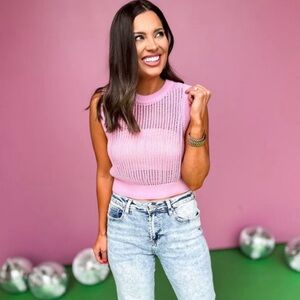 Crochet tank sleeveless - like new